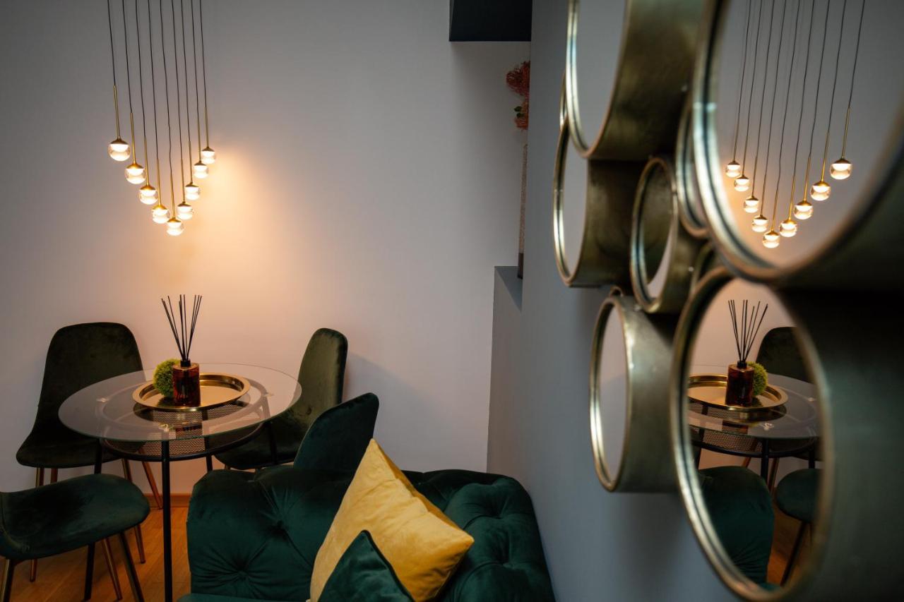 Metropole Apartments Royal Ateneum Букурещ Екстериор снимка